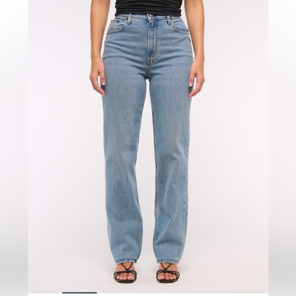 ABERCROMBIE, CURVE LOVE 90’s Straight Ultra High Rise, 27/4